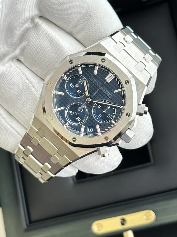 Audemars Piguet Royal Oak Chronograph SELFWINDING CHRONOGRAPH 41 MM